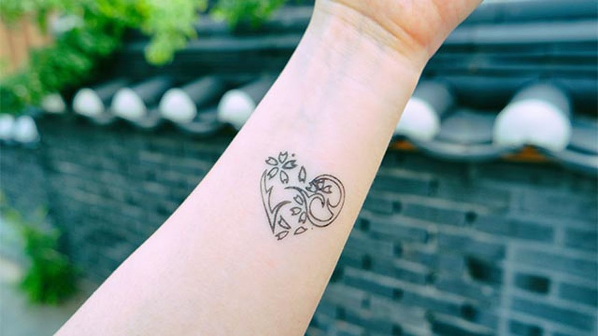 ideas de tatuajes para las mejores amigas no te las pierdas muneca 1