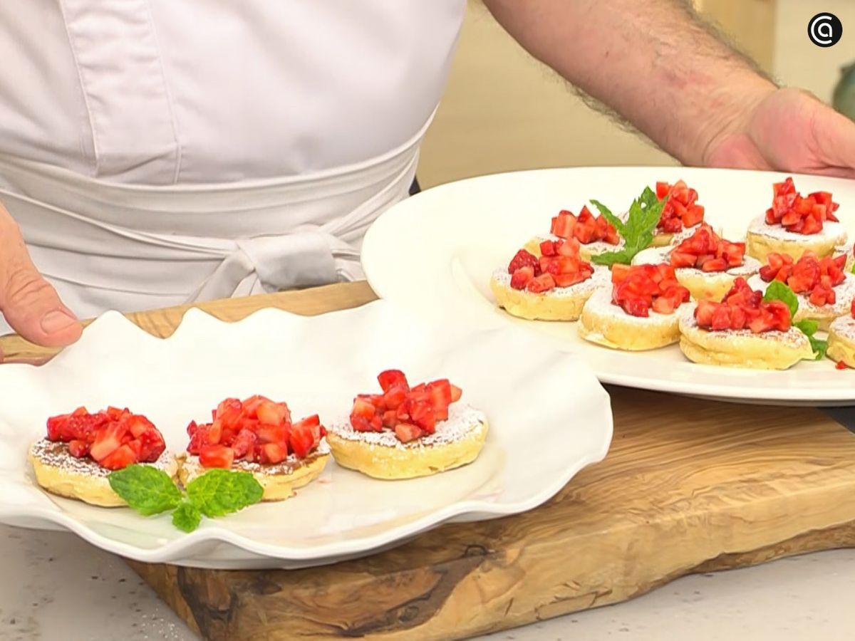 Tortitas de yogur con fresas - paso 5