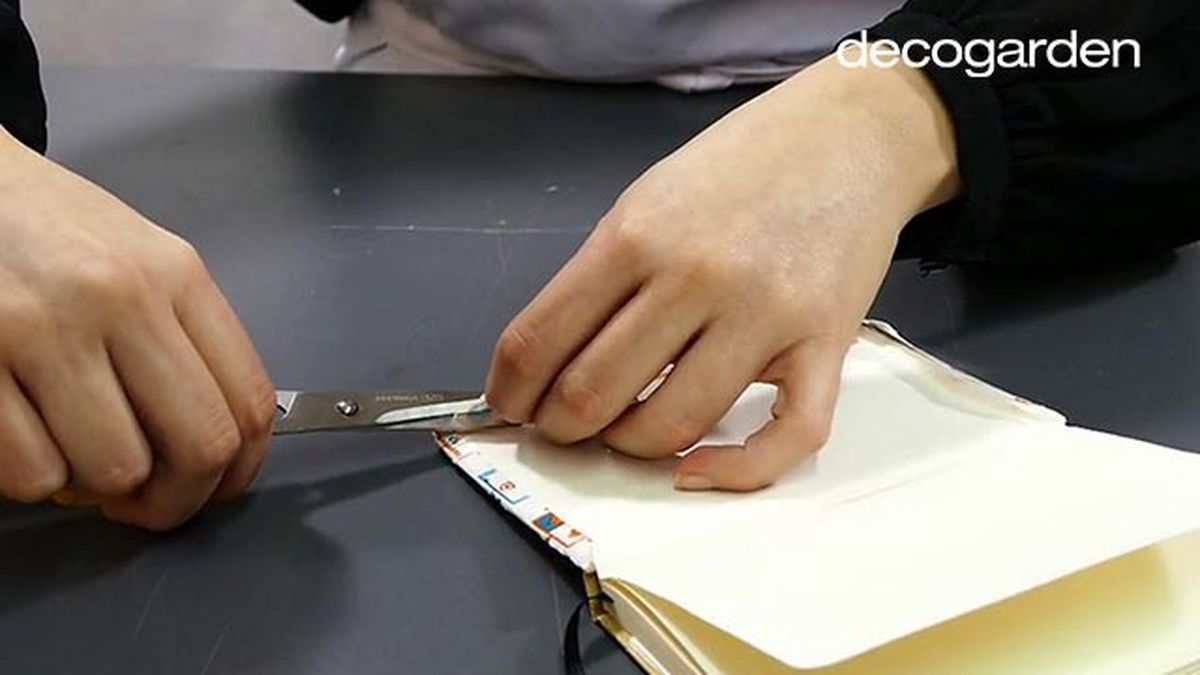 Decorar la tapa de una libreta paso4