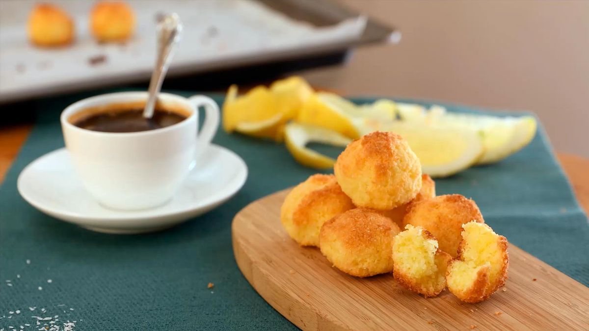 Receta de coquitos, cocadas o sultanas de coco   paso 6