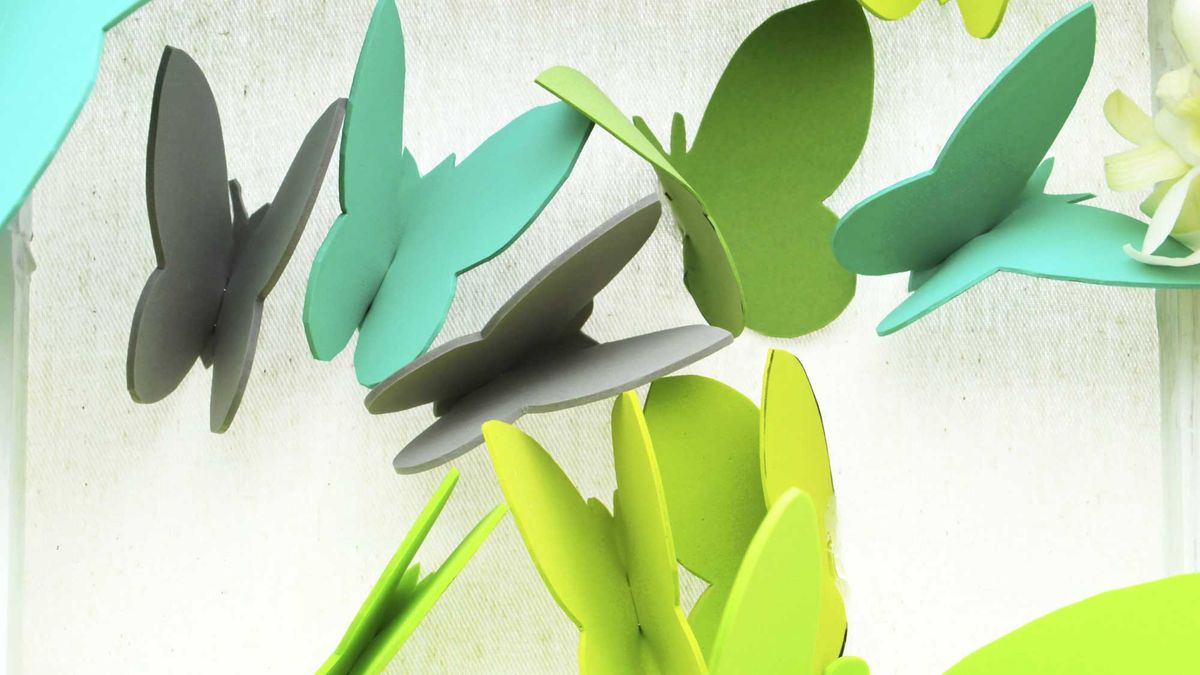 Mariposas para decorar la pared   goma eva