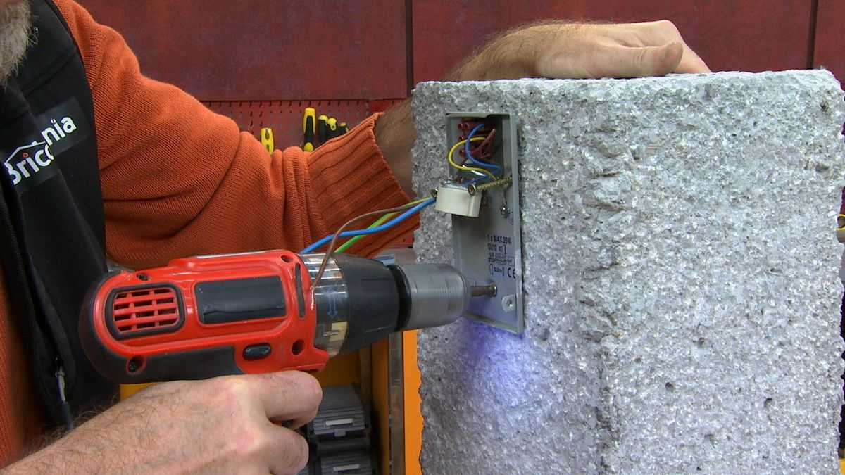 Luminaria de jardín paso 10