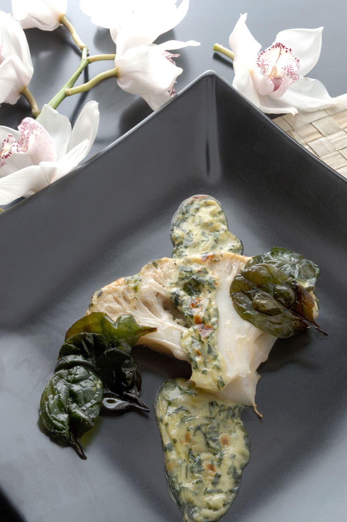 Coliflor con bechamel de espinacas