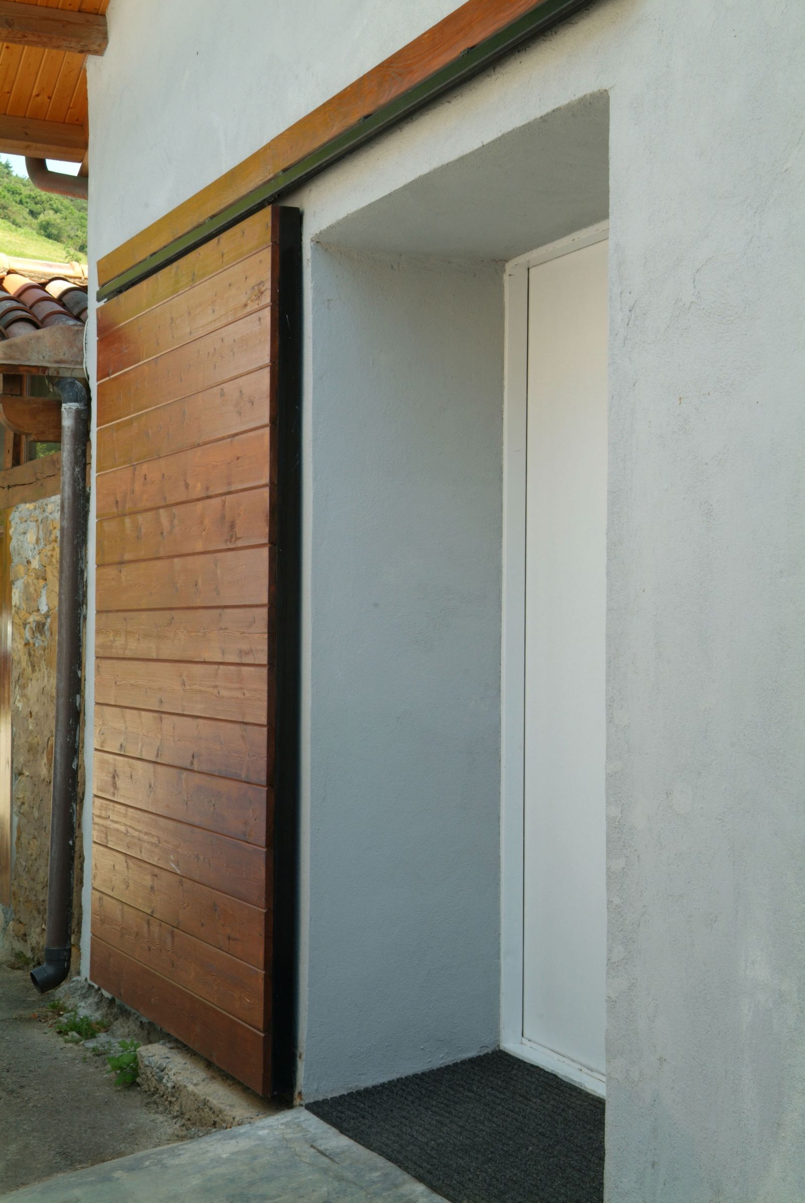 Cómo arreglar y pintar la fachada