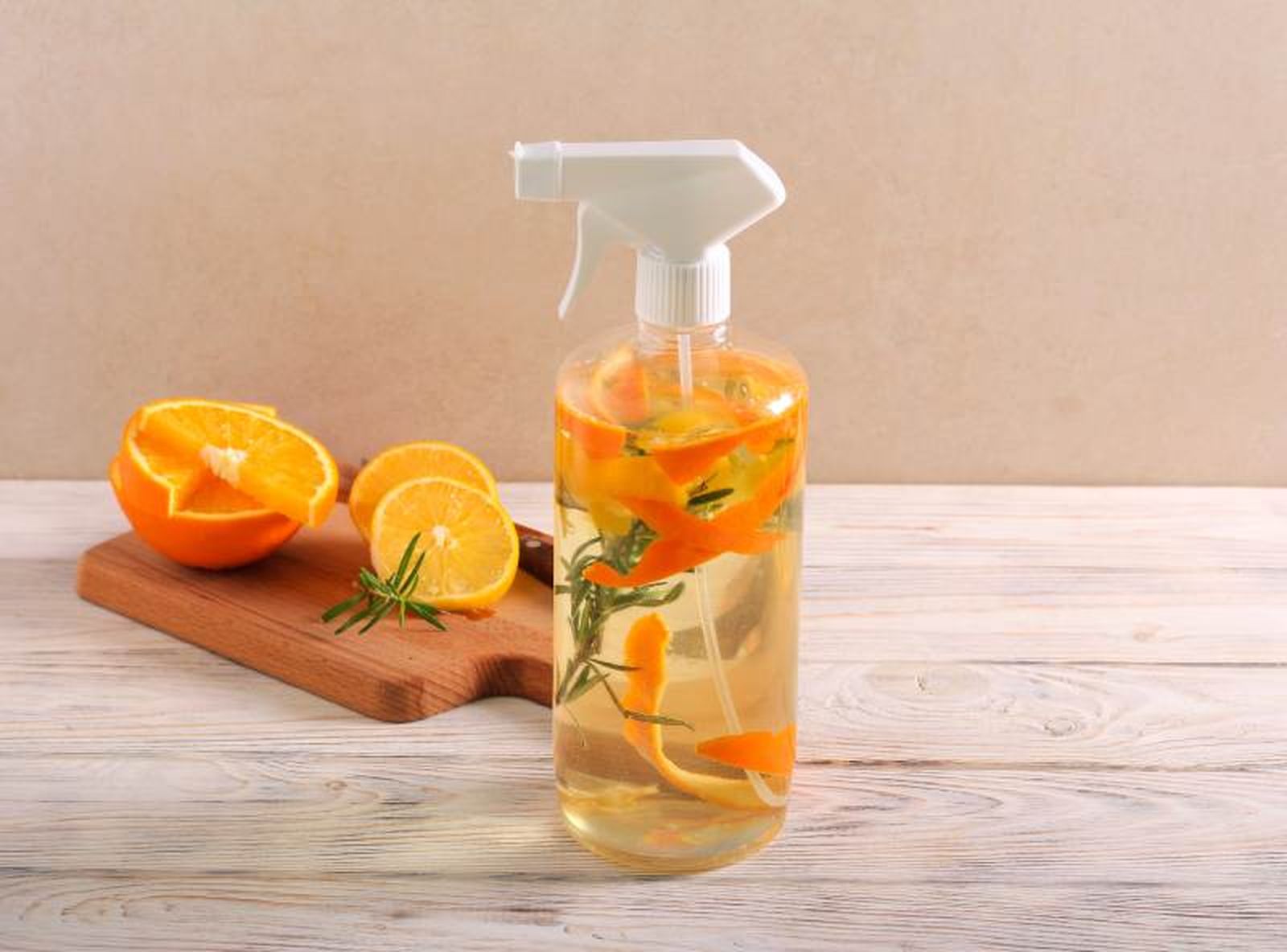 Los cítricos son un clásico ingrediente para hacer ambientadores DIY