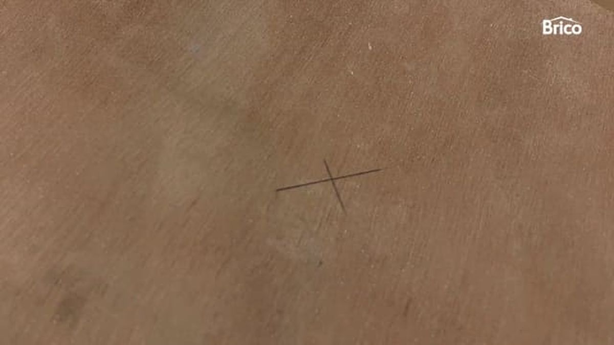 Bricomania 17 crea decora recicla lampara pie mesita paso3