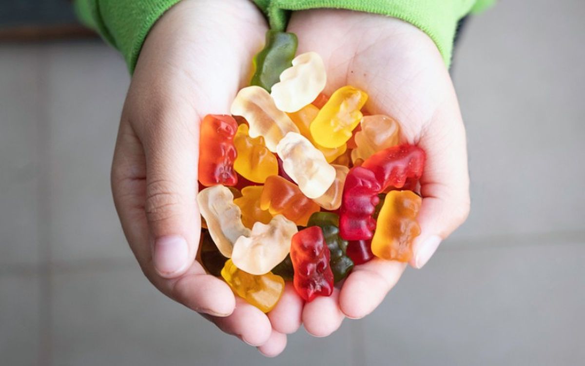 La OMS aconseja que los bebés menores de 2 años no prueben el azúcar