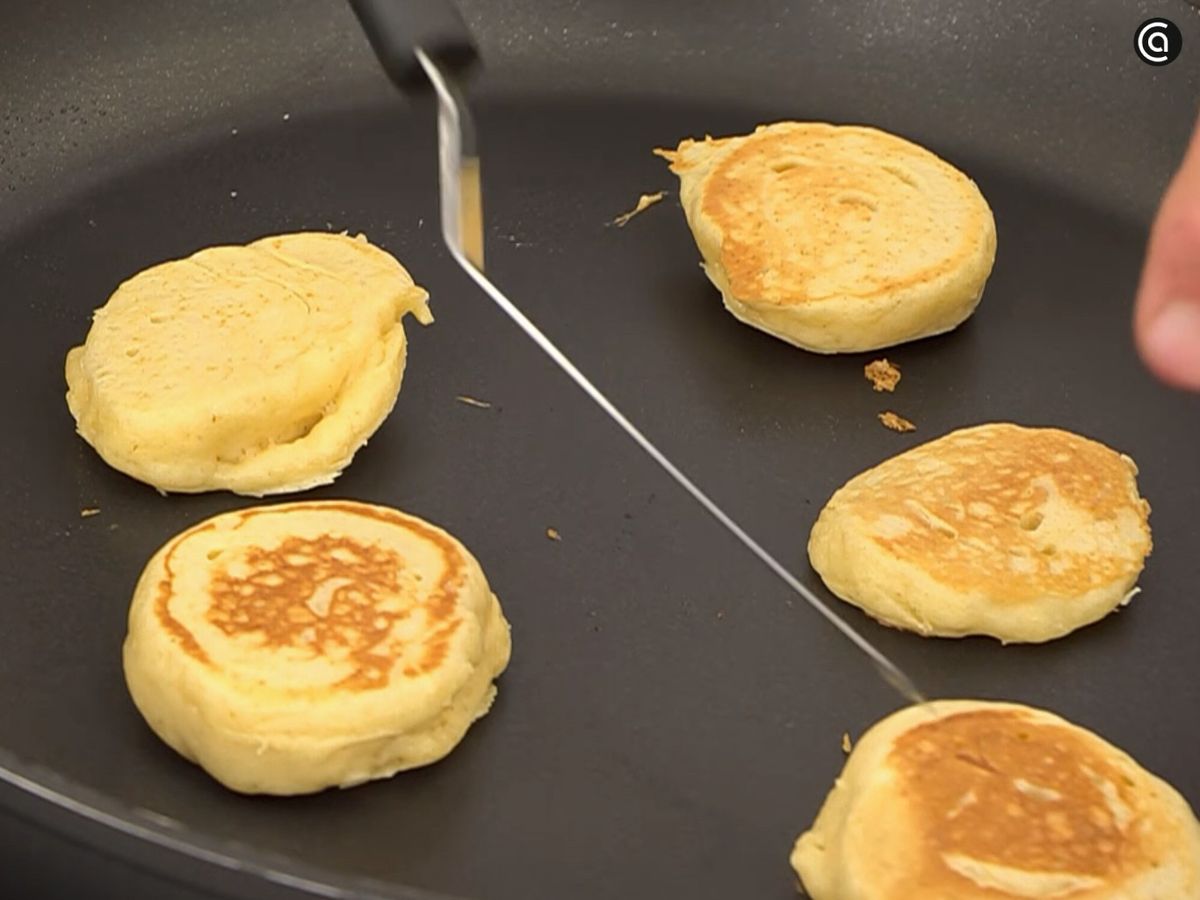 Tortitas de yogur con fresas - paso 4