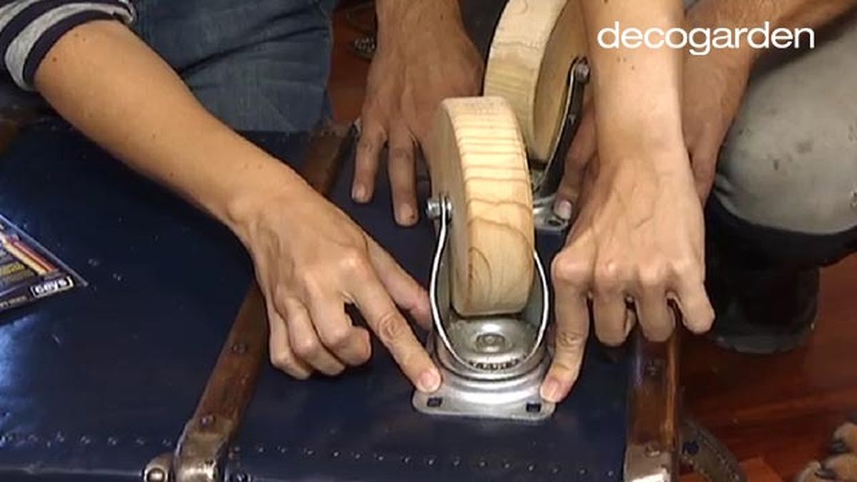 Transformar habitación y hall en salón p8