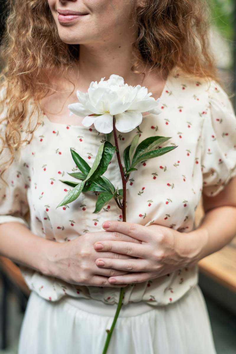 Flor de peonía blanca.