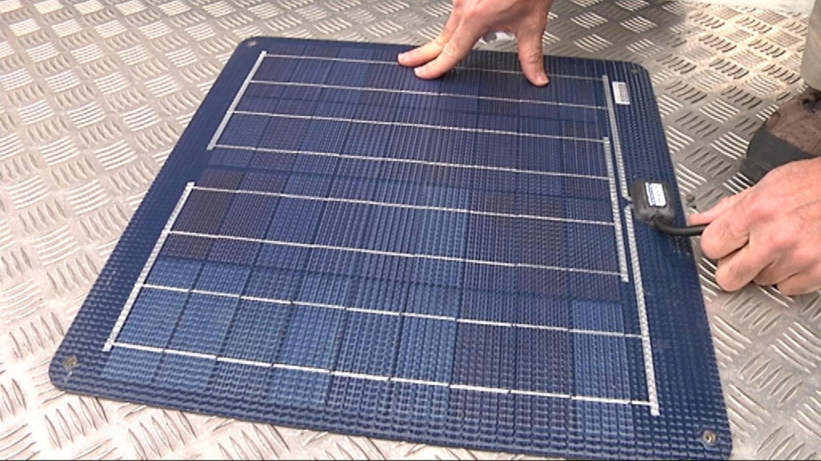 Conexión de placa solar paso 8