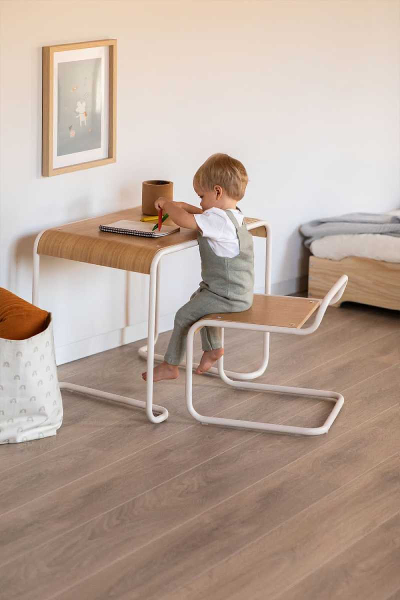 Set de silla y mesa infantil Markalany.