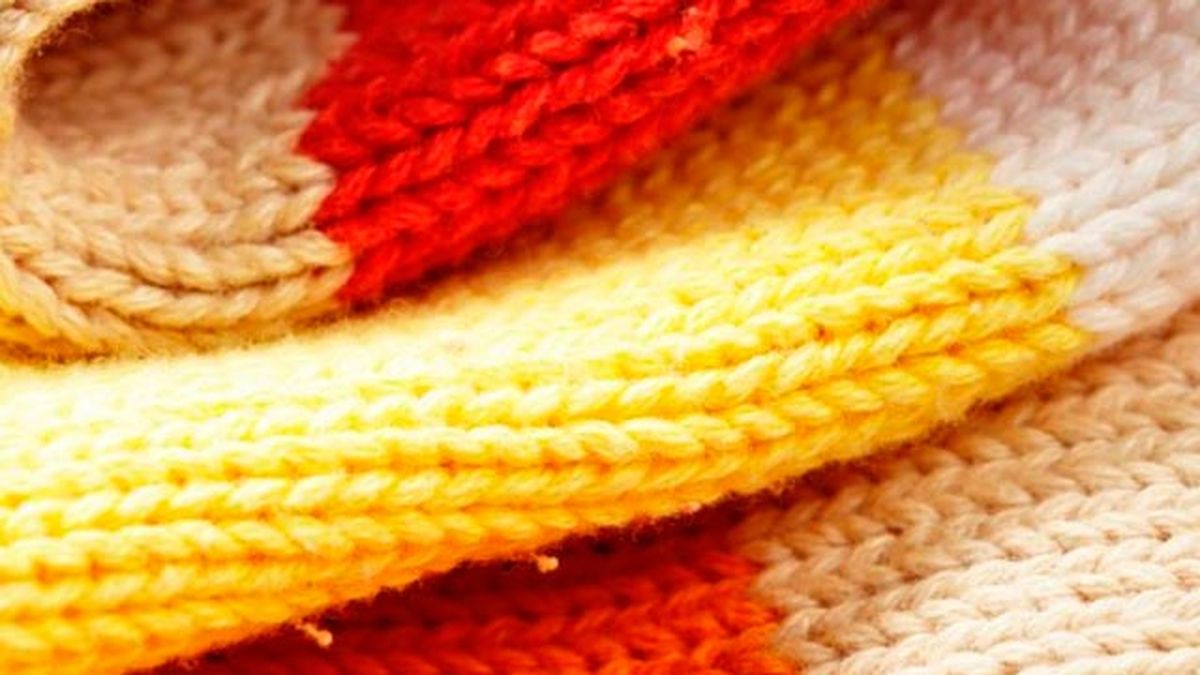 quitar pelusas bolitas de la ropa