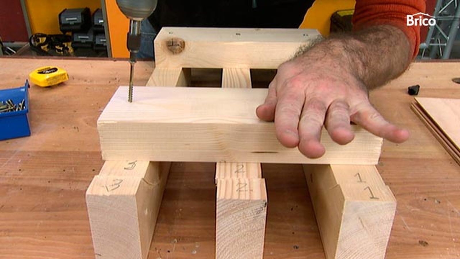 Cómo reparar una silla de madera   Paso 5