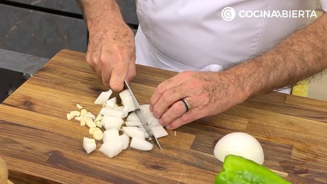 tortilla de patata con tres quesos 1