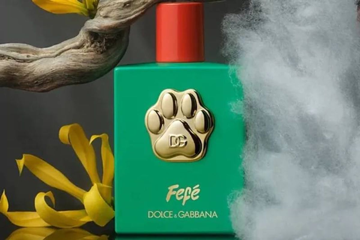 La presentación de esta fragancia está a la altura del prestigio de la marca y de su precio.