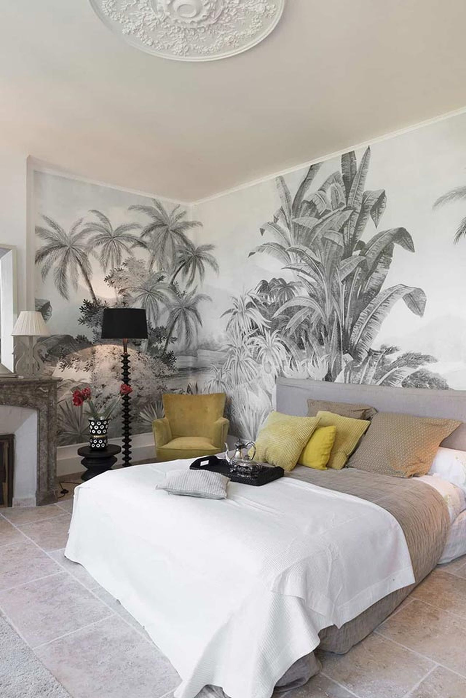 Ideas para renovar el dormitorio con papel pintado 3
