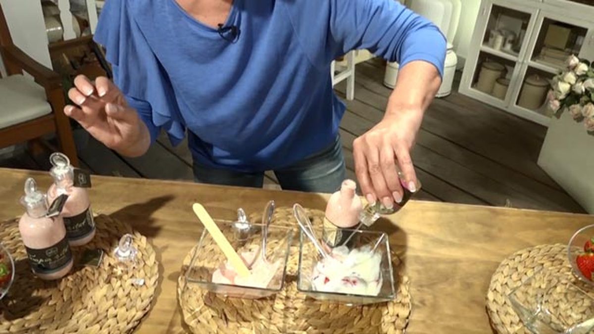 mascarilla exfoliante casera de yogur y fresas rosa mosqueta