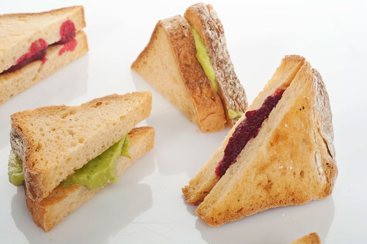 SENT18 B Entrepanes de remolacha y de aguacate xl