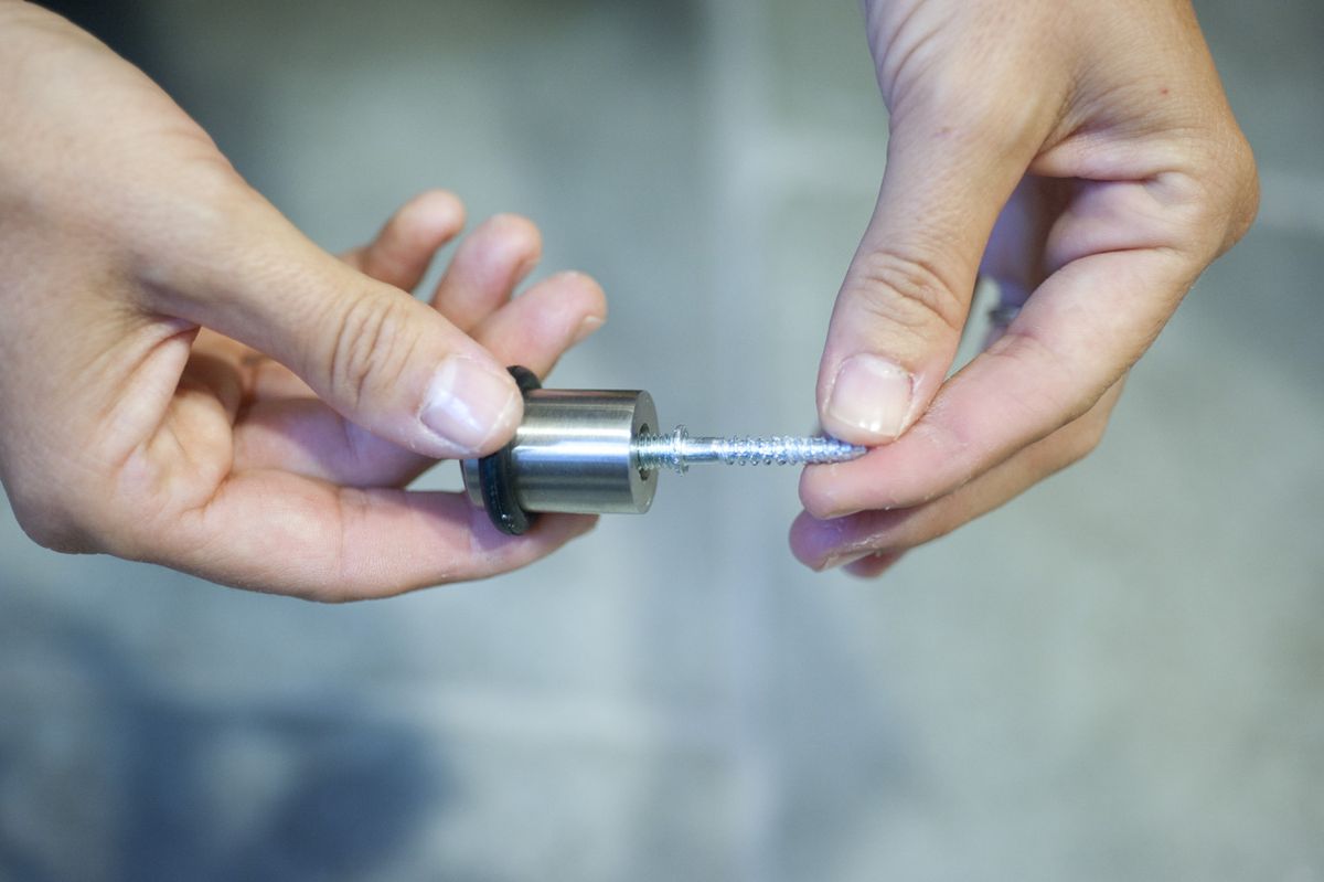 bricomania 664 colocar topes para puertas p6