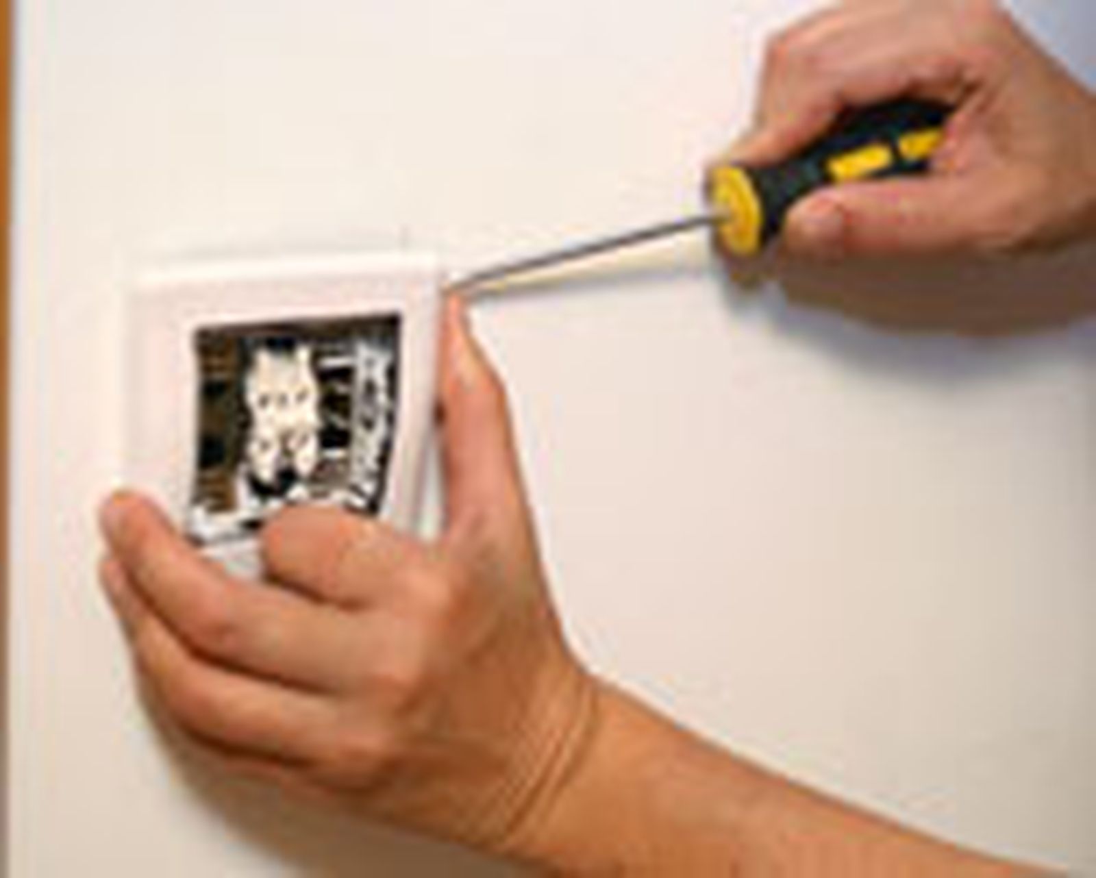 483 (2) Sustitucion de embellecedores en sist de encendido electrico paso4