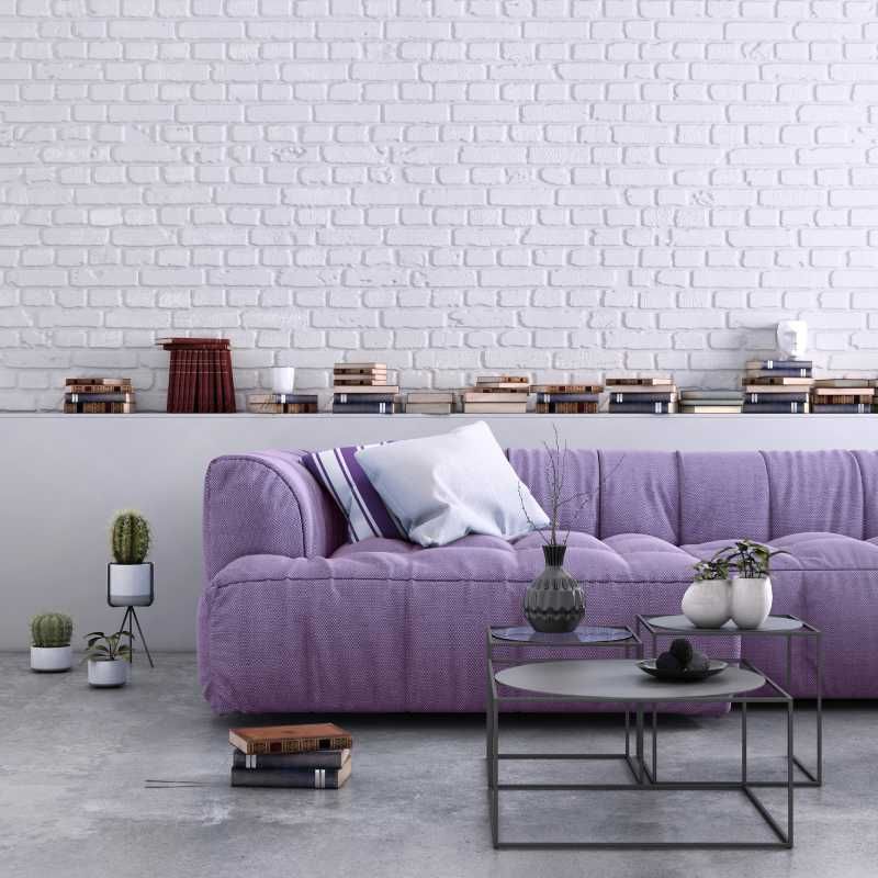Salón morado lujoso y espiritual.