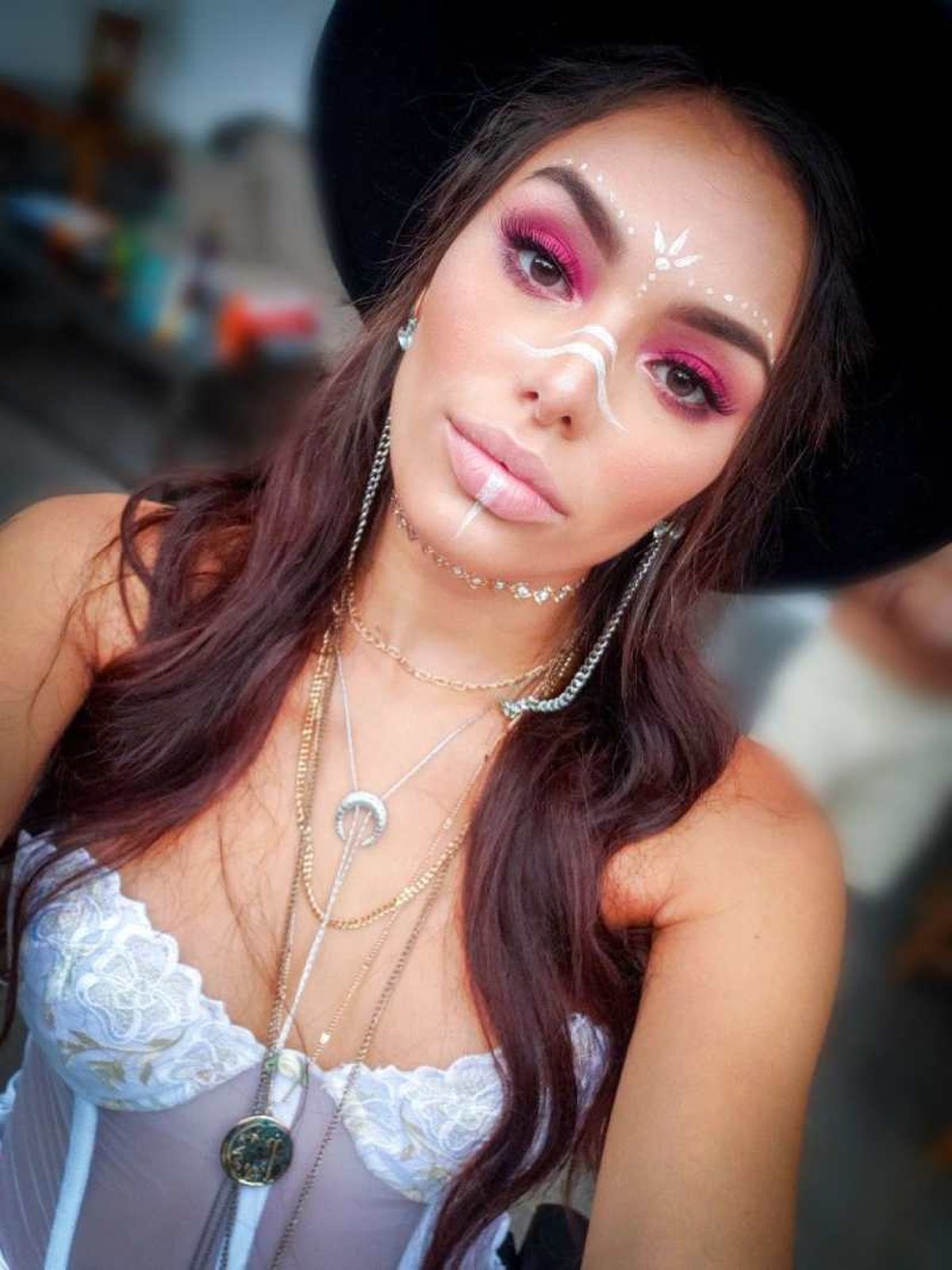 Maquillaje sencillo para festivales