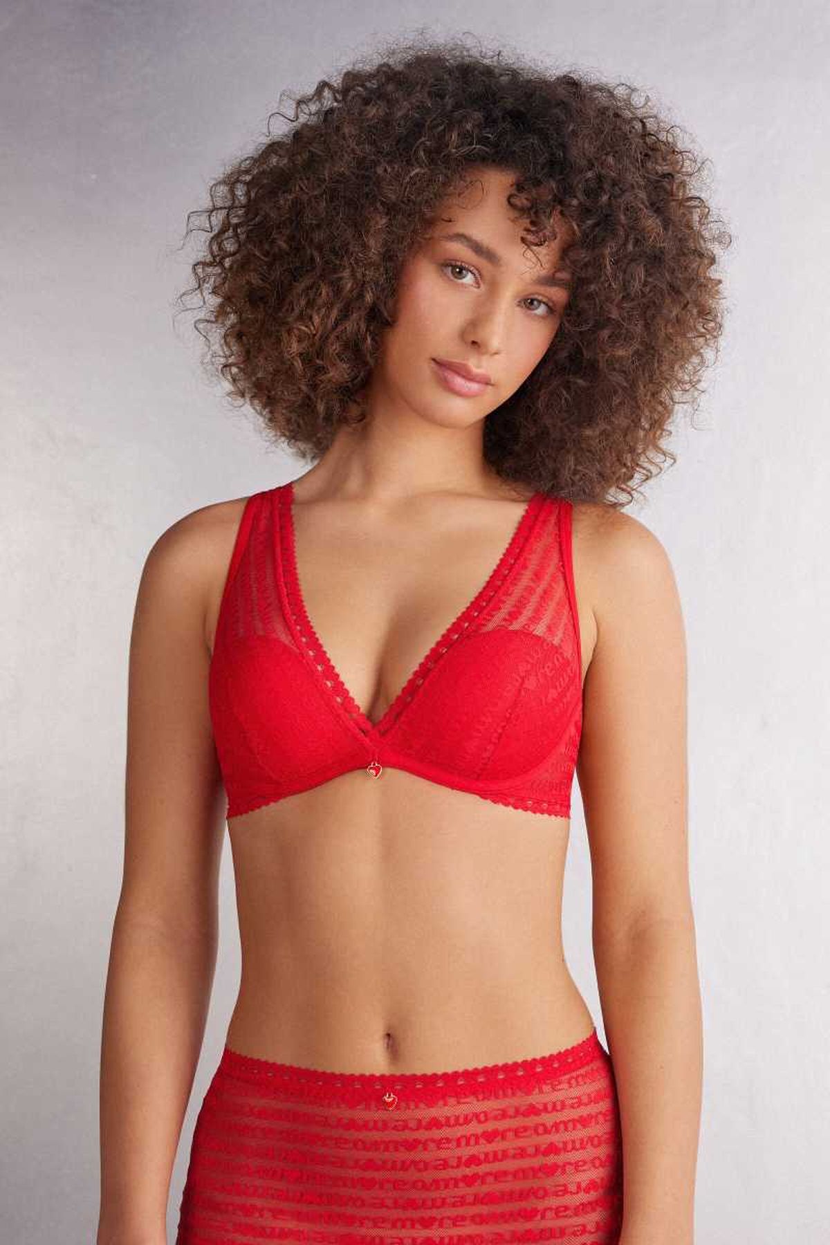 Conjunto de lencería con inscripción More Amore