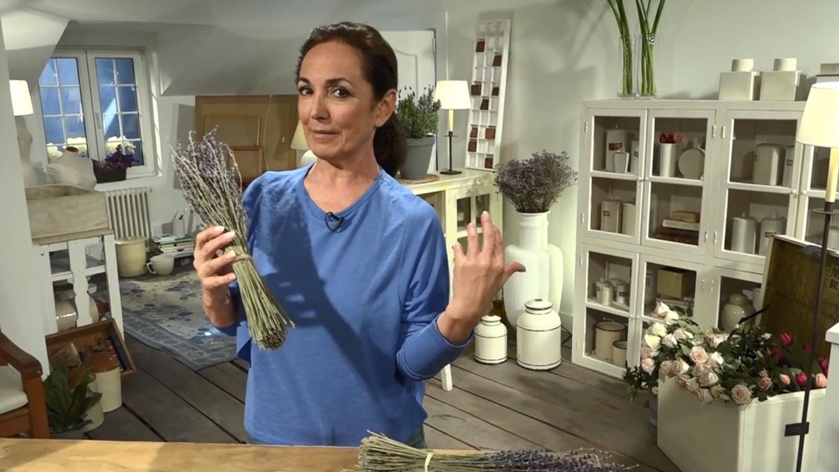 como quitar las manchas y la grasa del rostro de forma natural lavanda y limon