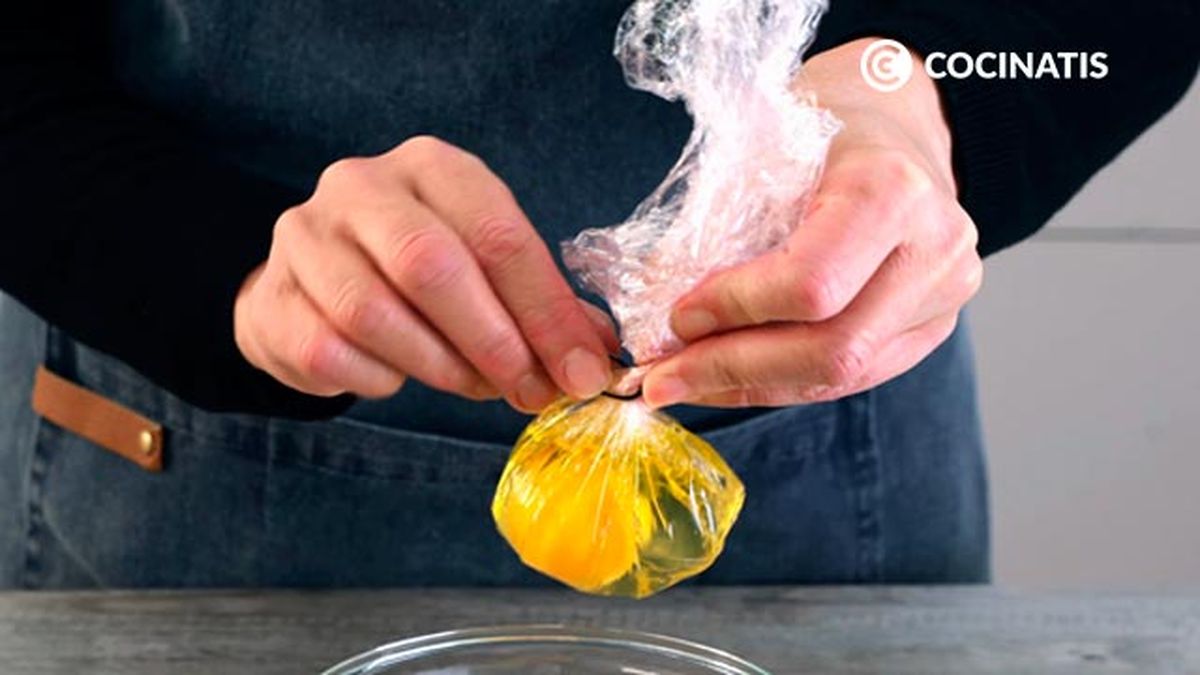 Receta de huevos escalfados o pochÃ©  paso 3