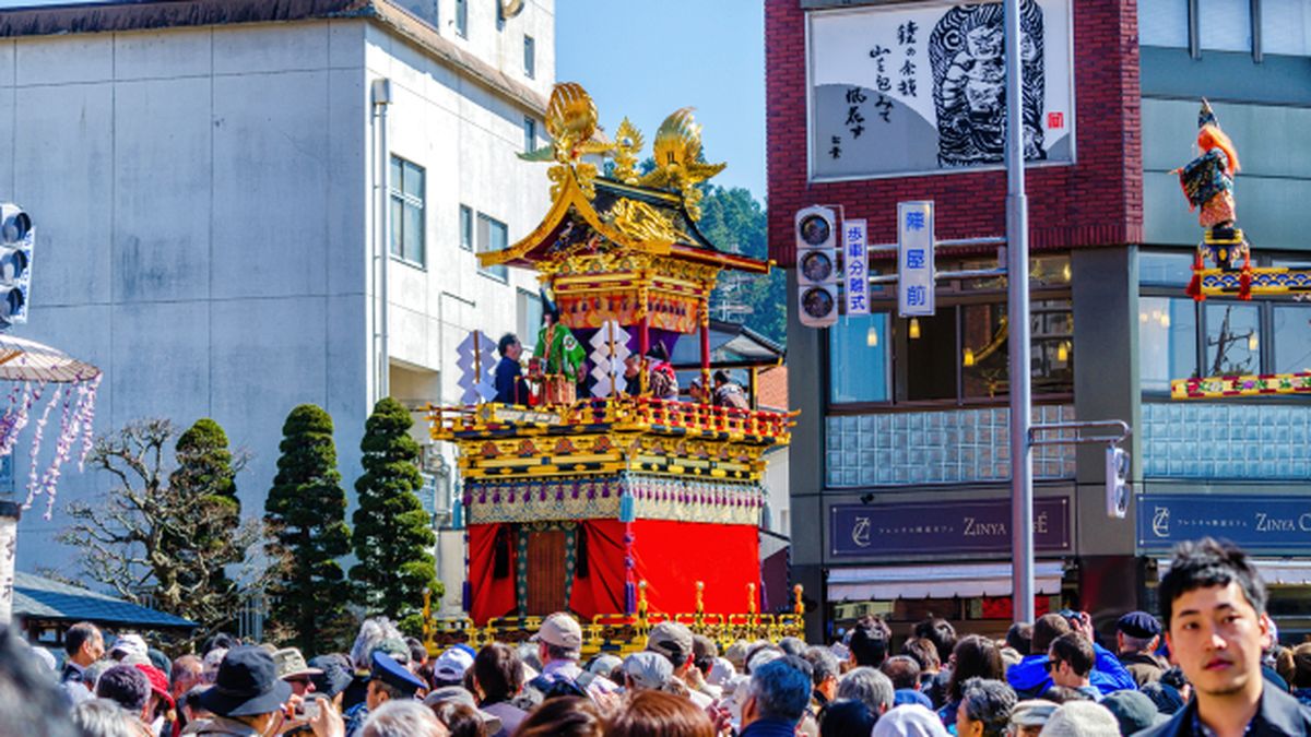 5 razones por las que visitar japon en primavera festival