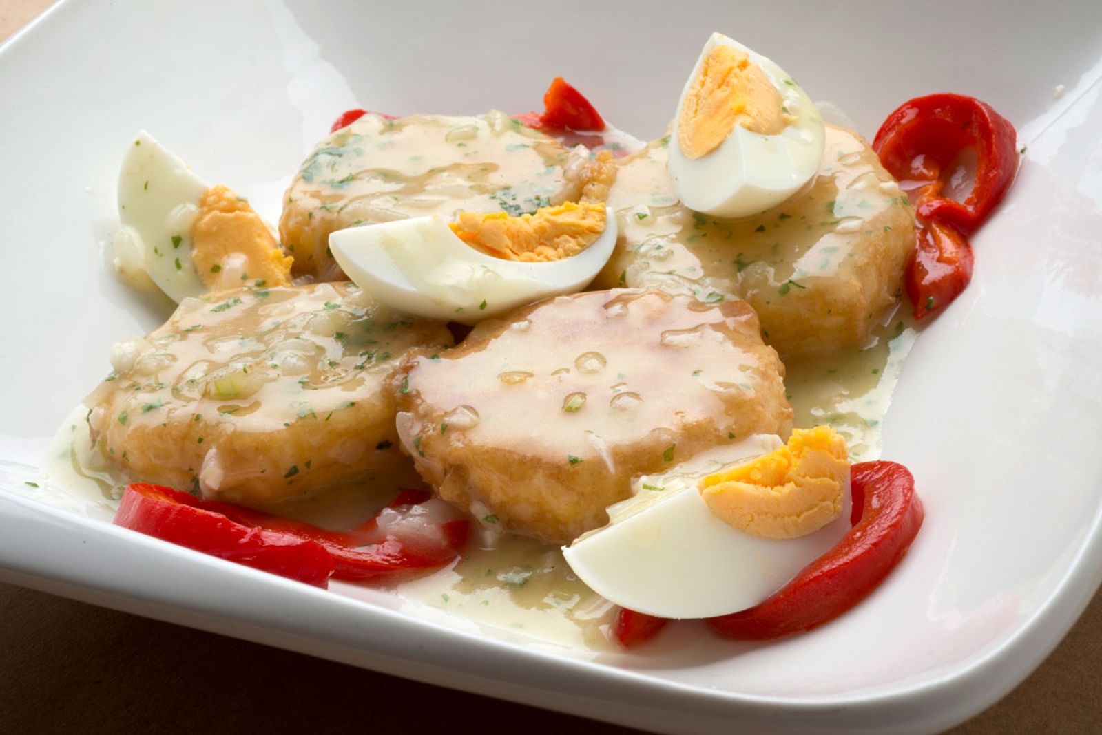 5240 Patatas en salsa verde con morrones (625) xl