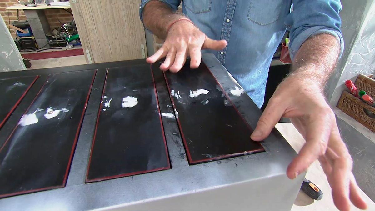 Truco para decorar cajones con papel pintado paso 1