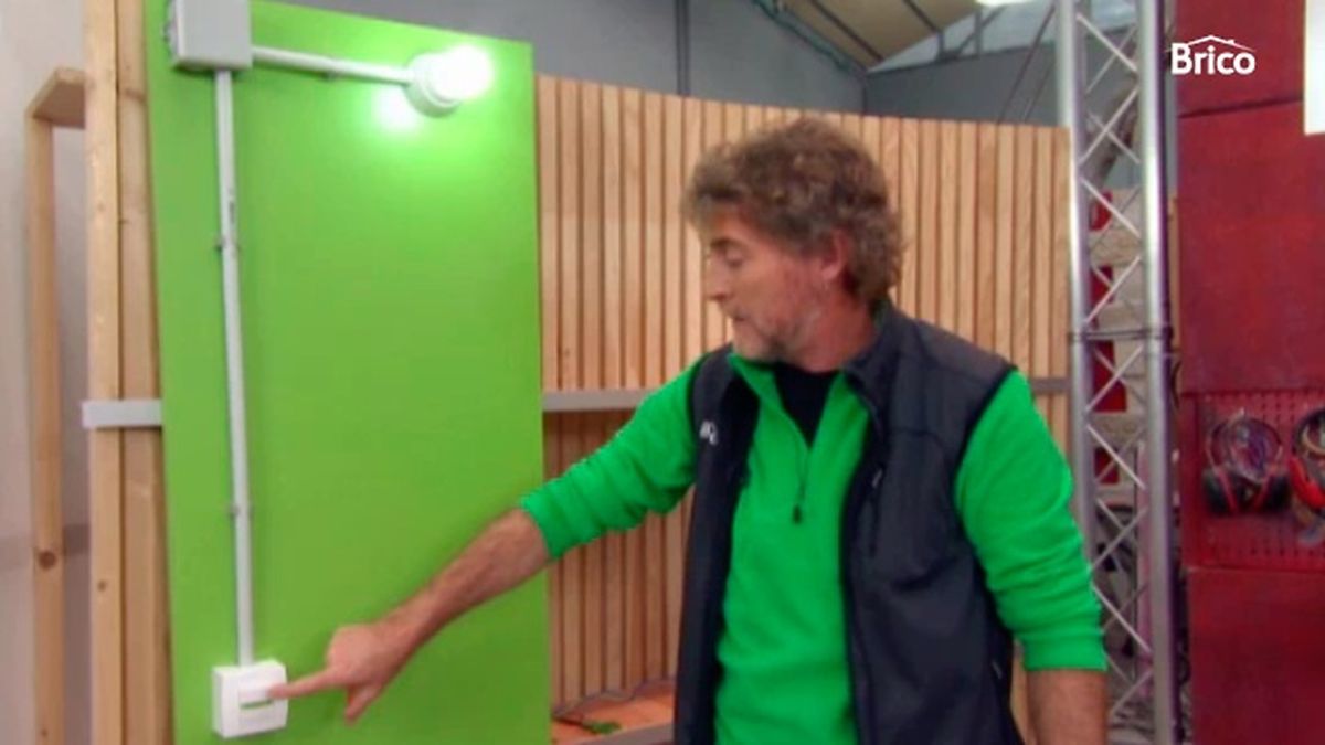 como conectar un interruptor simple paso 13