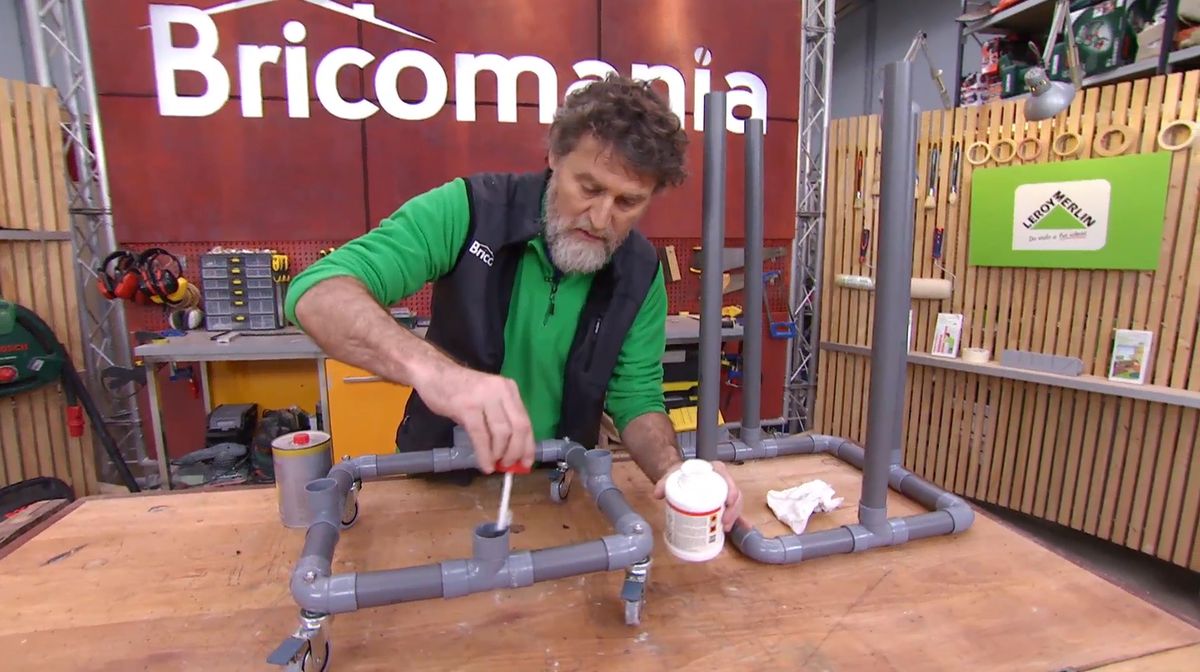 Carro de PVC para basura paso 8