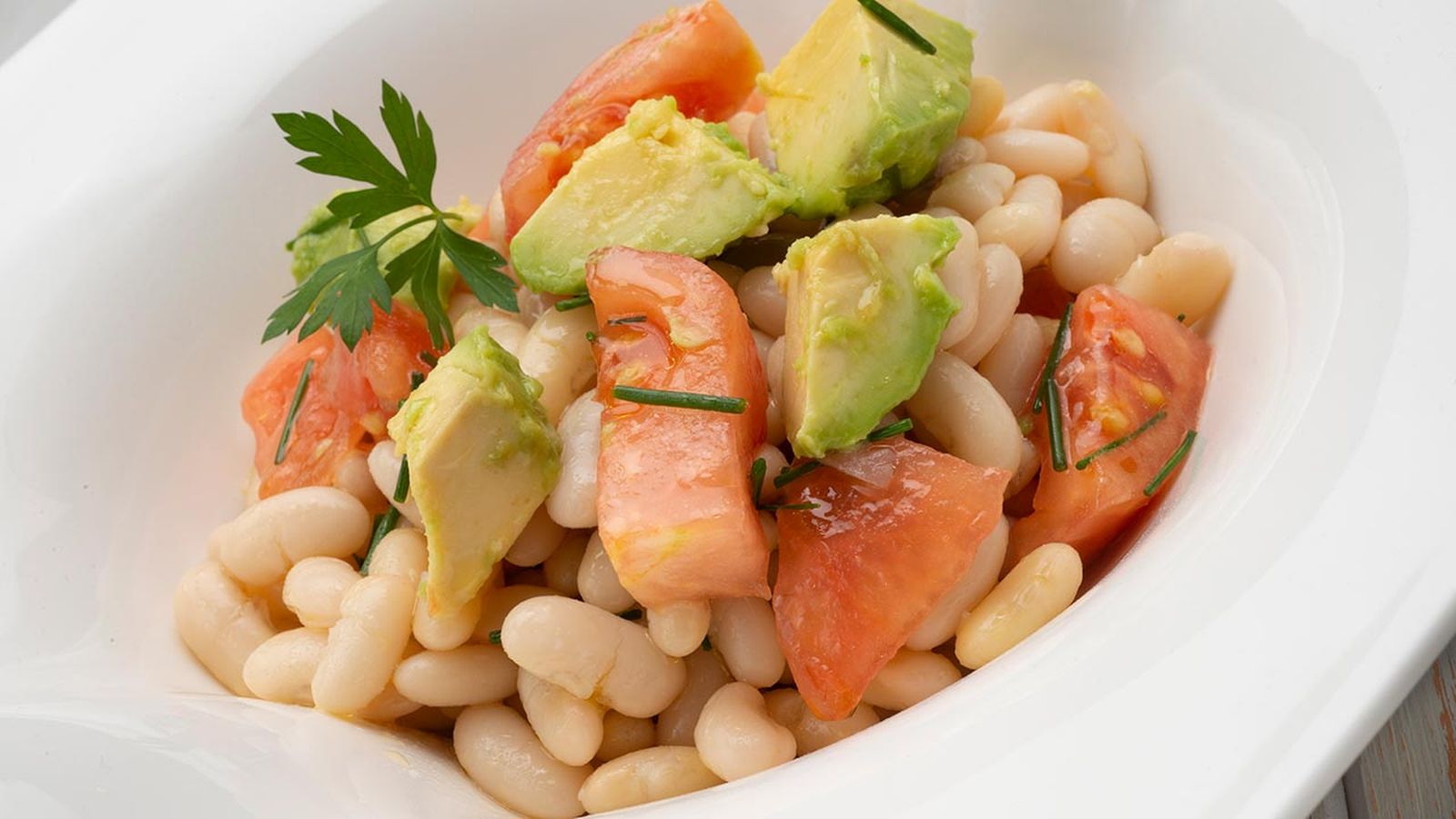 karl6601 ensalada pochas aguacate xl