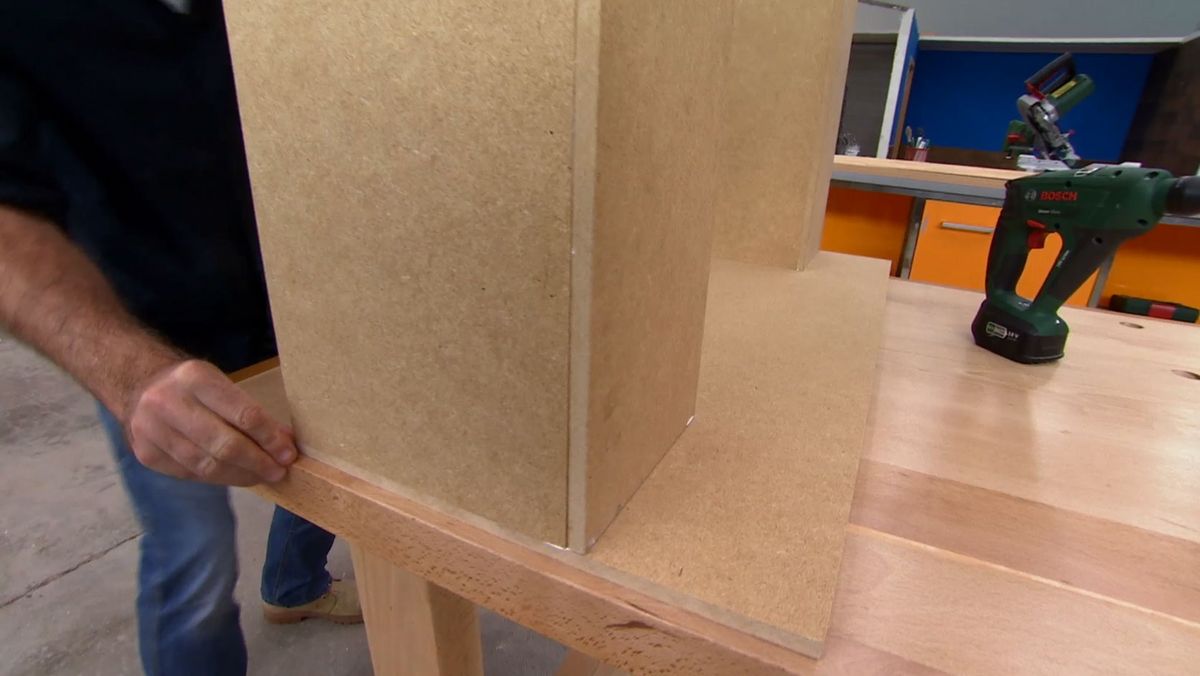 Cómo hacer una chimenea decorativa paso 4