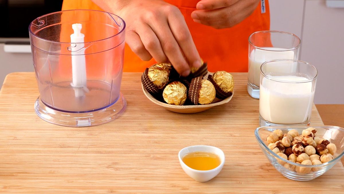 Receta de polos de chocolate Ferrero Rocher   paso 1