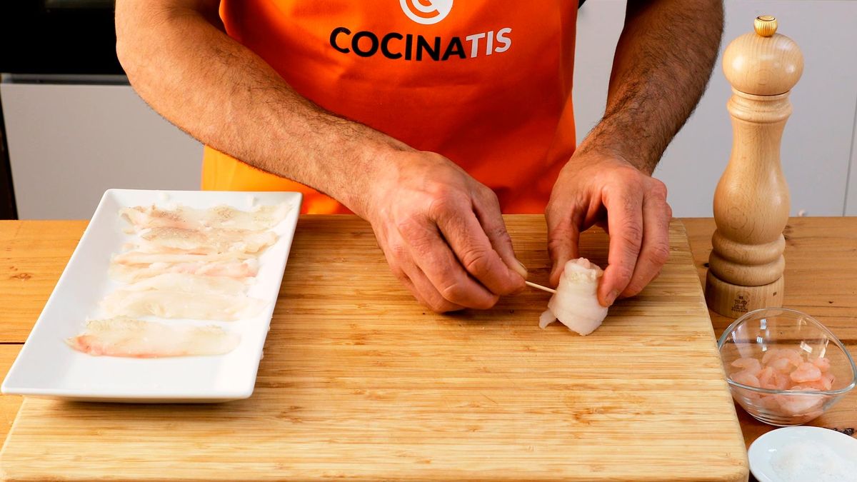 Receta de popietas de gallo al azafrán   paso 3