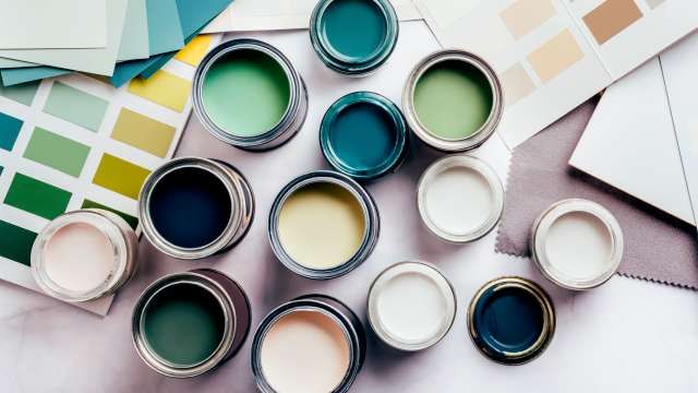 se puede pintar madera con pintura de pared 4