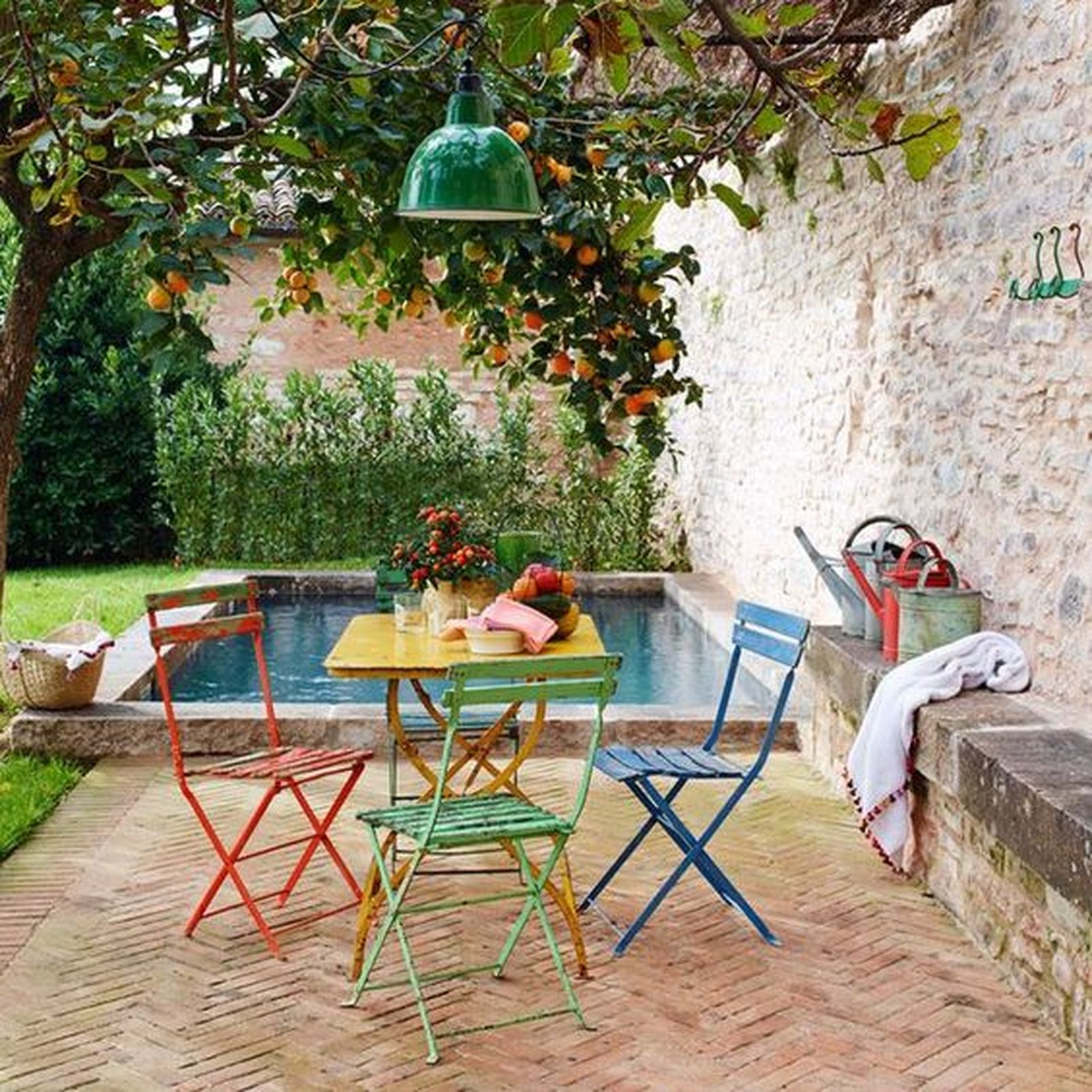 decorar alrededor de la piscina 16