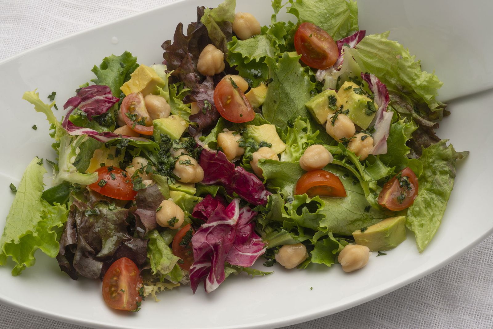 6182 2 Ensalada de garbanzos, aguacate y cilantro xl