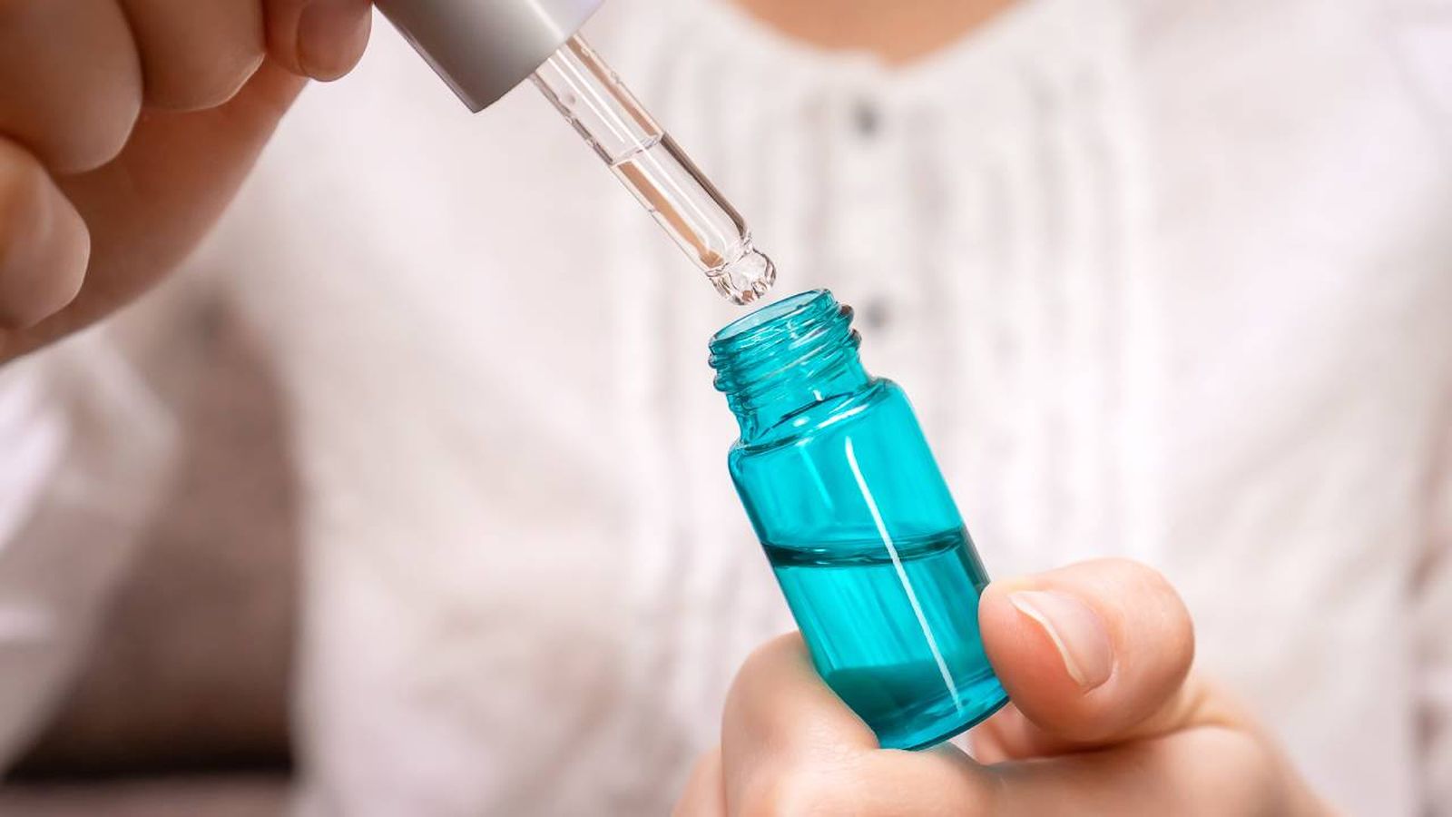 el serum con vitamina c y acido hialuronico por menos de 10 euros que este arrasando portada