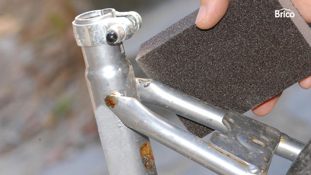 Brico 370 2 Pintar bicicleta paso 2