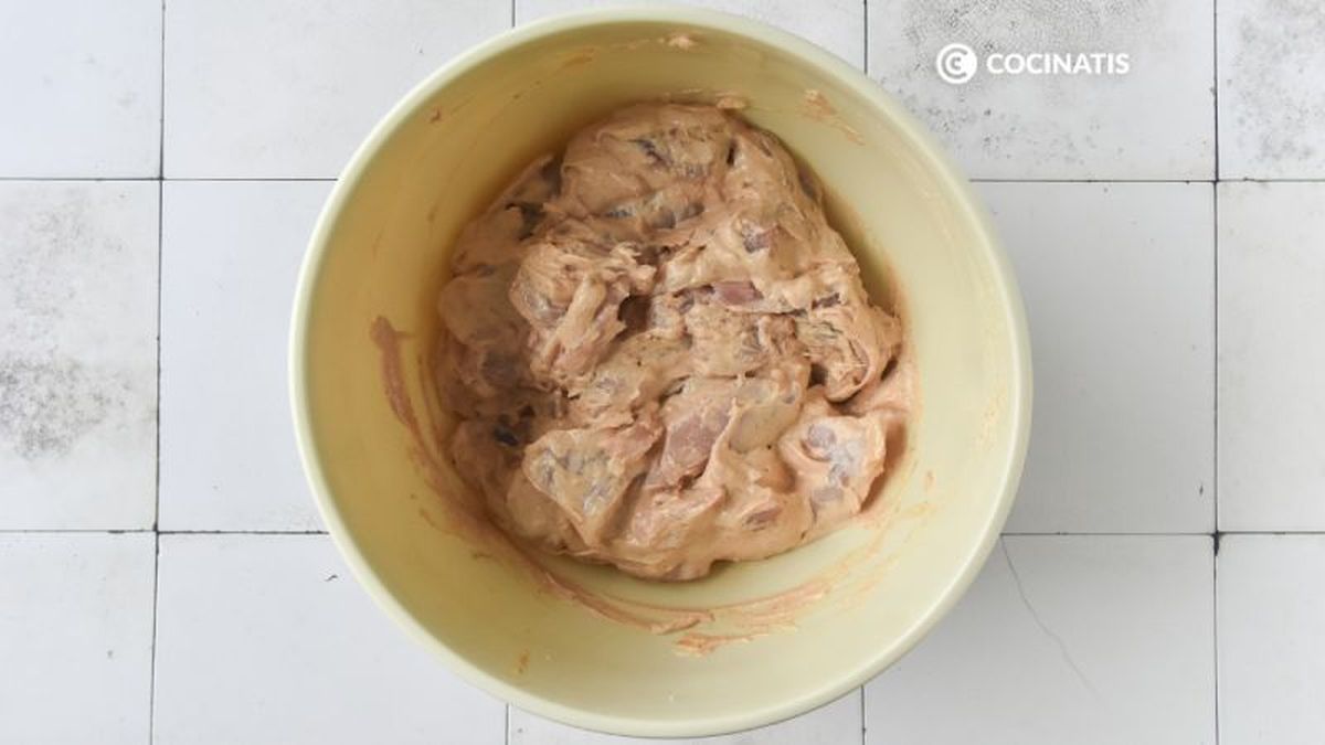 Introducimos el pollo en el marinado