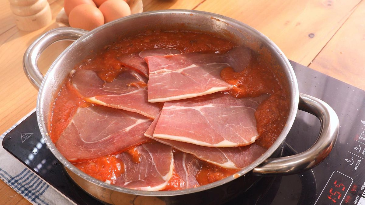 Jamón con tomate y huevo paso 3