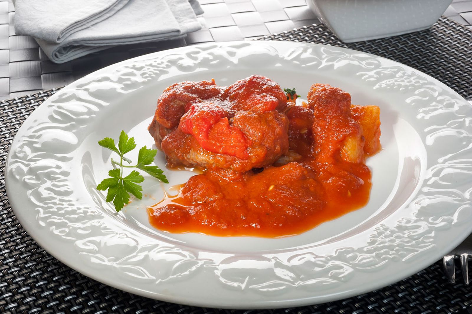 1414 Carne con tomate (598) xl