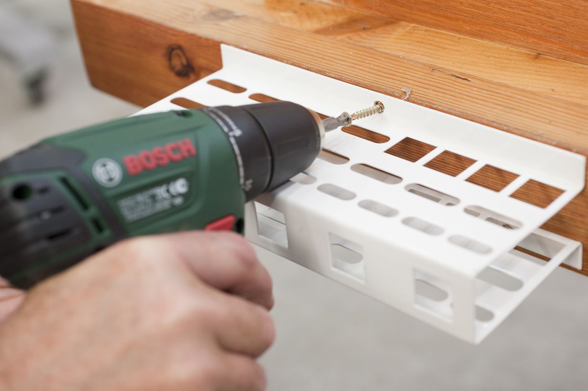 Bricomania 667 Restaurar mesa de trabajo p25