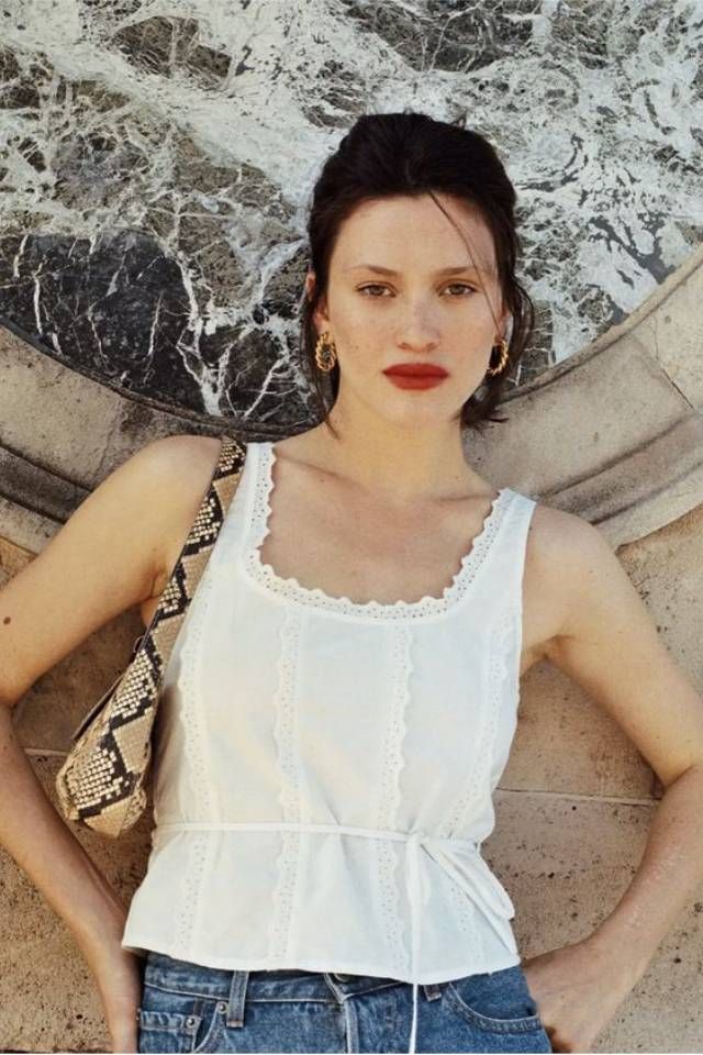 escote cuadrado