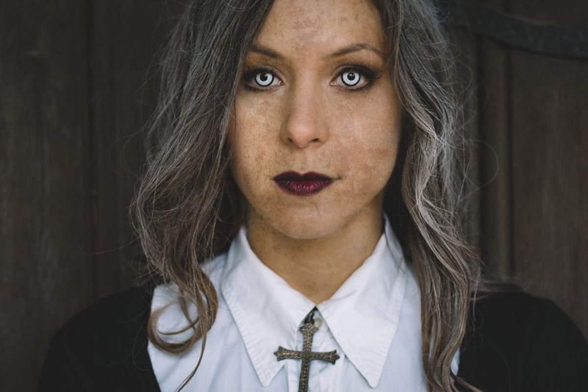 Las lentillas de fantasía transforman tu mirada al instante